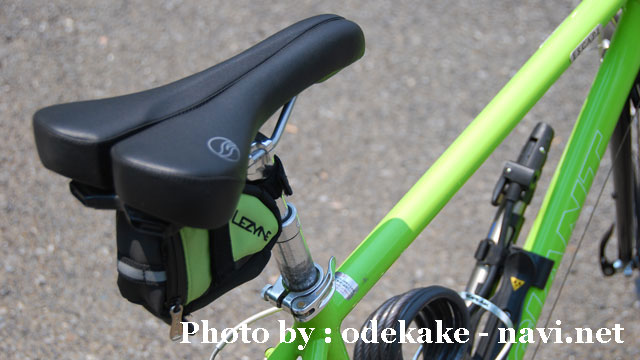 自転車 クロスバイク サイクリング 用品