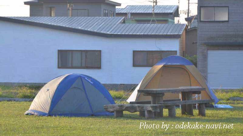 大間崎キャンプサイトとテント
